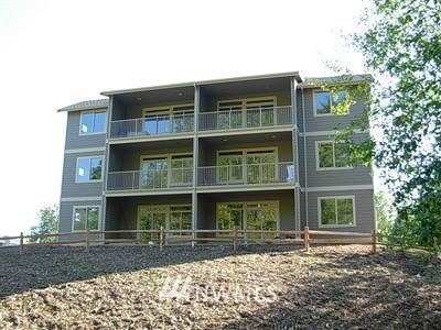 664 Telegraph Road, Unit 201 Bellingham, WA 98226 - Photo 1 of 1 Gallery Image 1