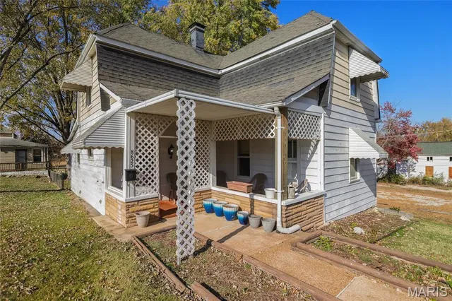 $130,000 | 8625 South Grand Avenue, St. Louis, MO 63125