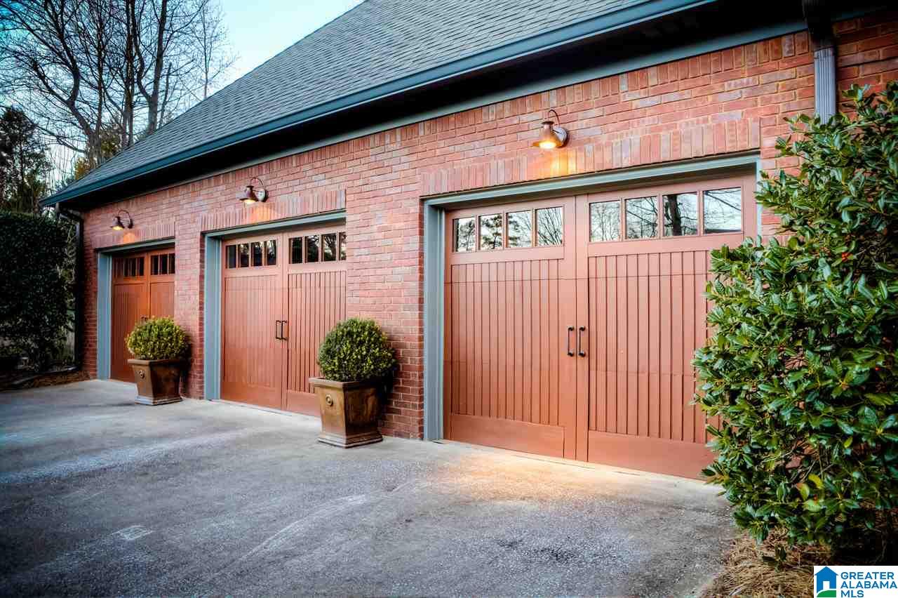 2019 Magnolia Ridge Birmingham, AL 35243 - Photo 44 of 48
