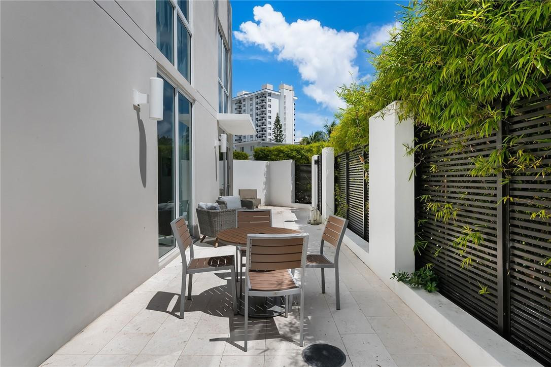 401 North Birch Road, Unit TH3 Fort Lauderdale, FL 33304 - Photo 27 of 48 Photo 27