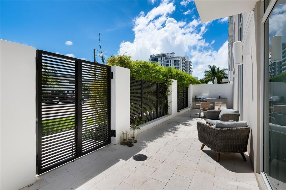 401 North Birch Road, Unit TH3 Fort Lauderdale, FL 33304 - Photo 28 of 48 Photo 28