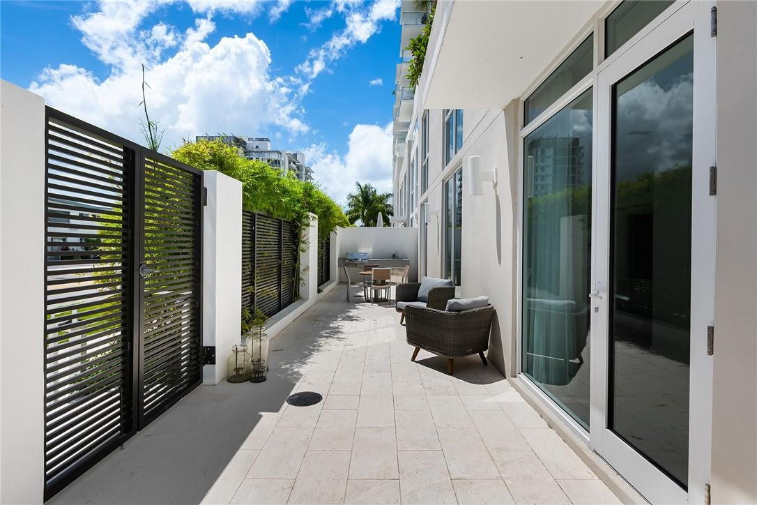 401 North Birch Road, Unit TH3 Fort Lauderdale, FL 33304 - Photo 30 of 48 Photo 30