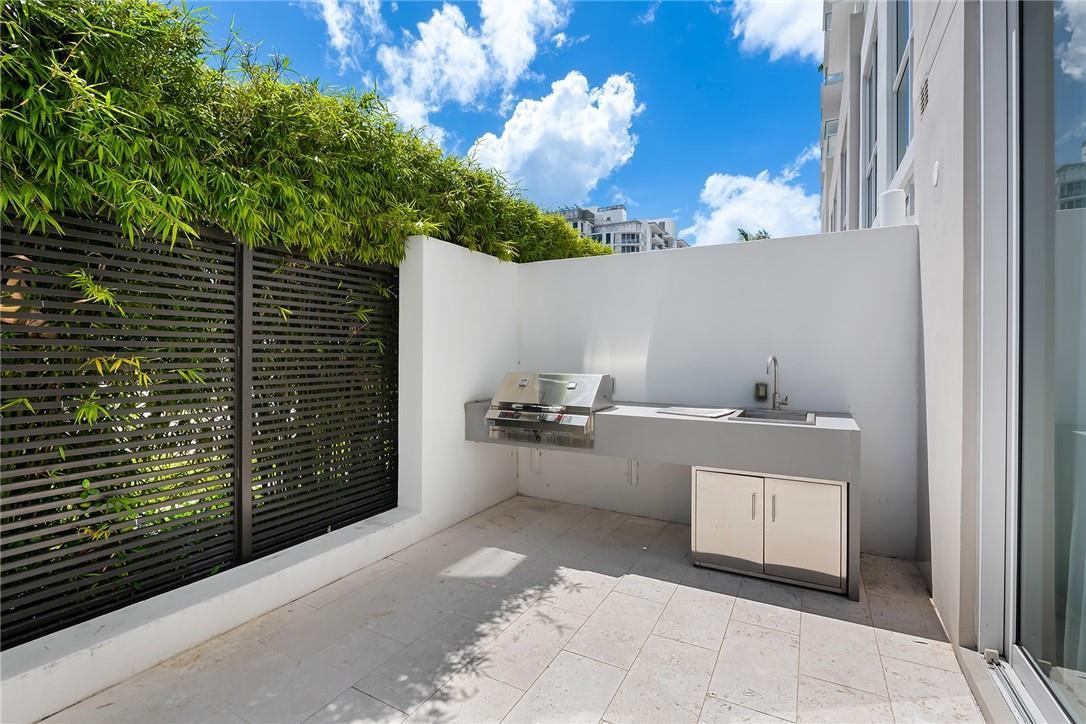 401 North Birch Road, Unit TH3 Fort Lauderdale, FL 33304 - Photo 32 of 48 Photo 32