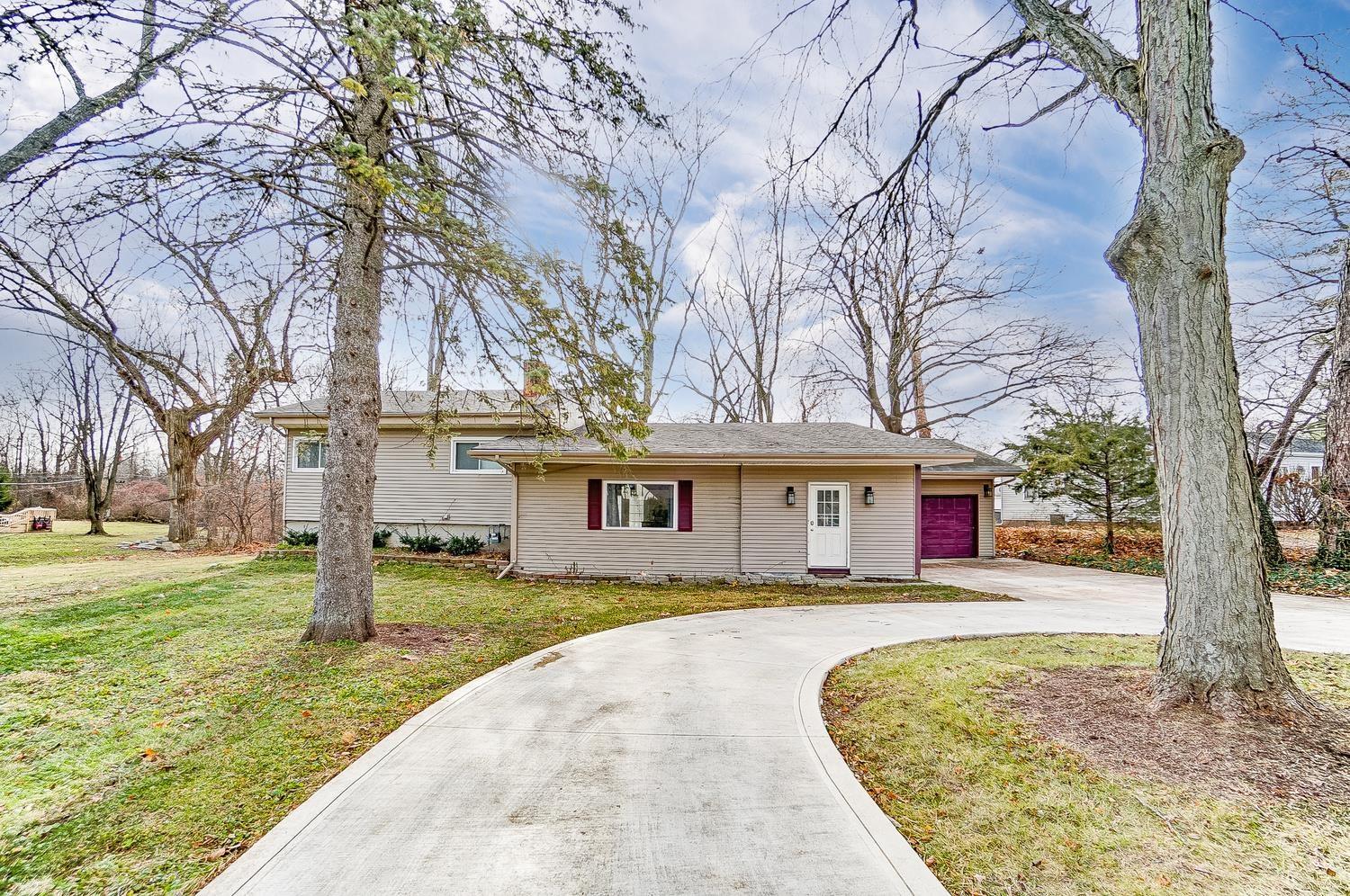 618 Stratton Road Fort Wayne, IN 46825 - Photo 2 of 33 Gallery Image 2