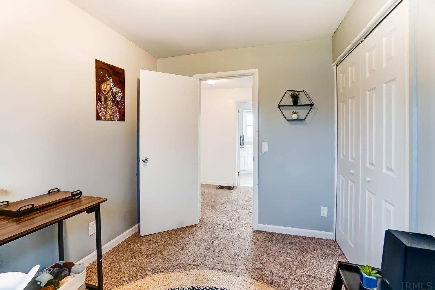 618 Stratton Road Fort Wayne, IN 46825 - Photo 16 of 33 Gallery Image 16