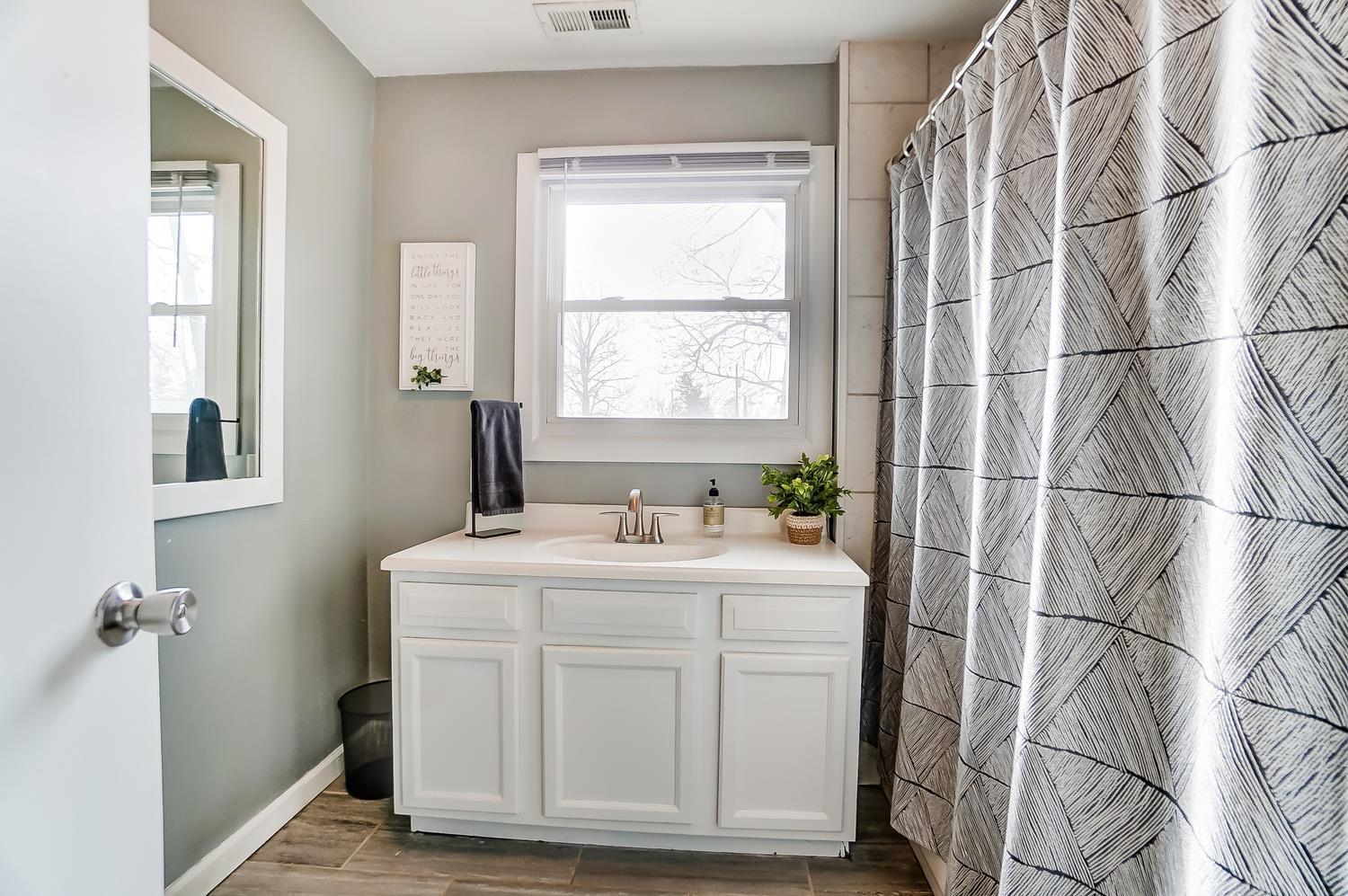 618 Stratton Road Fort Wayne, IN 46825 - Photo 19 of 33 Gallery Image 19