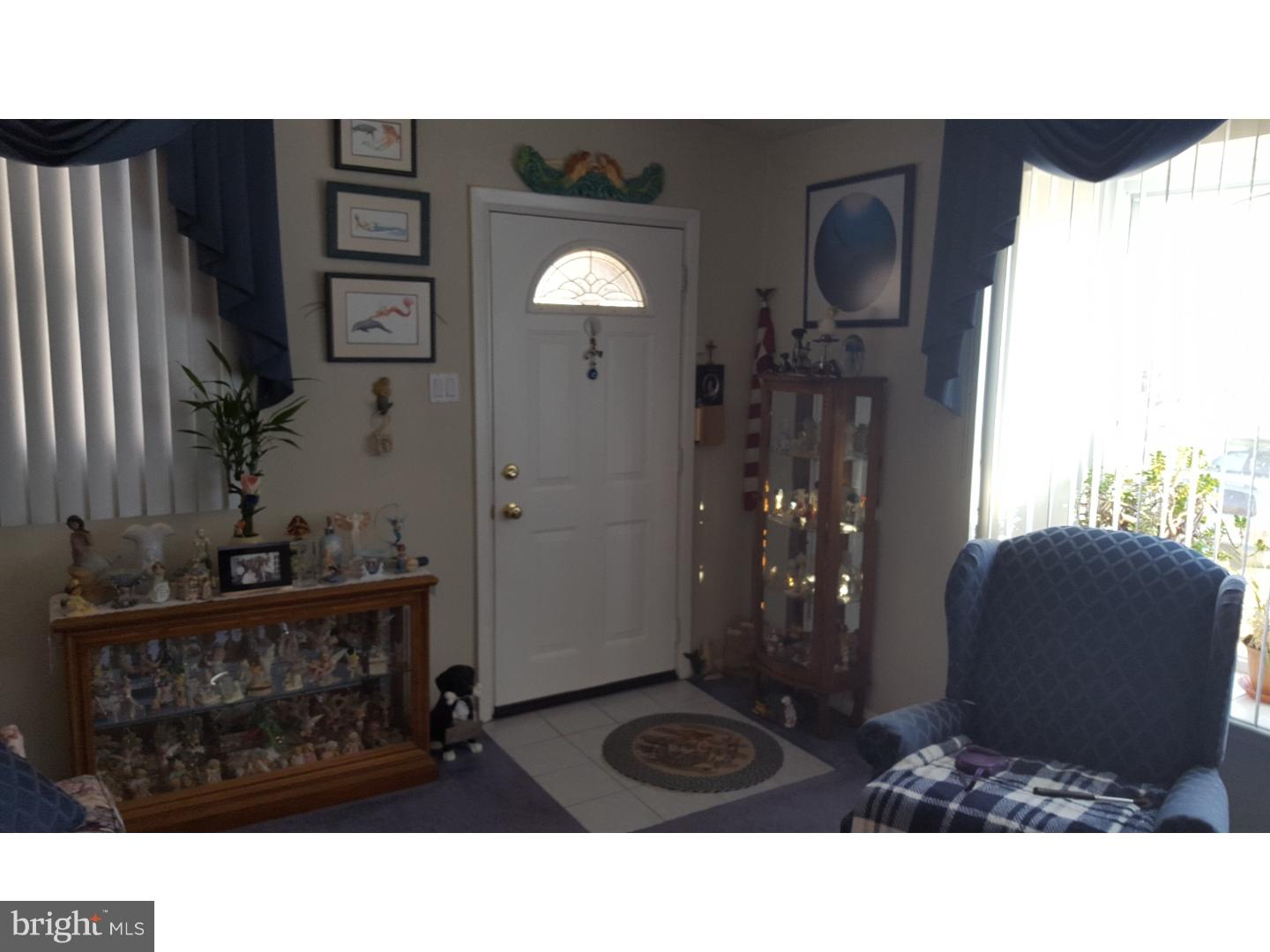8934 Blue Grass Road Philadelphia, PA 19152 - Photo 4 of 15 Gallery Image 4