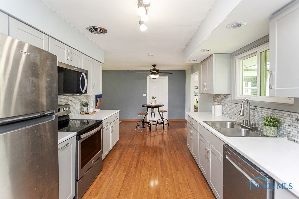 2941 Seaman Road Oregon, OH 43616 - Photo 20 of 37 Gallery Image 20