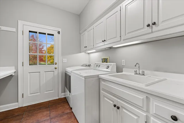 $1,100,000 | 9254 Wyndham Hills Court, Franklin, WI 53132