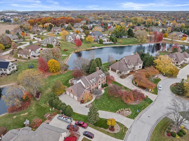 $1,100,000 | 9254 Wyndham Hills Court, Franklin, WI 53132