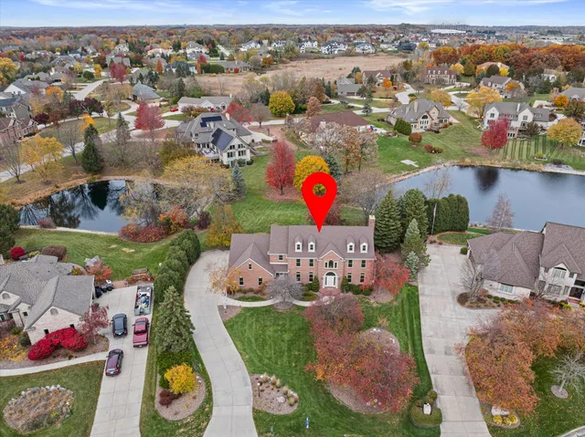 $1,100,000 | 9254 Wyndham Hills Court, Franklin, WI 53132