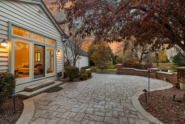 $1,100,000 | 9254 Wyndham Hills Court, Franklin, WI 53132