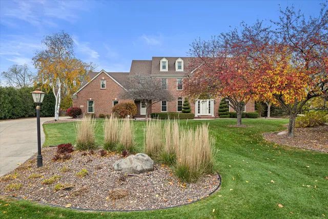 $1,100,000 | 9254 Wyndham Hills Court, Franklin, WI 53132