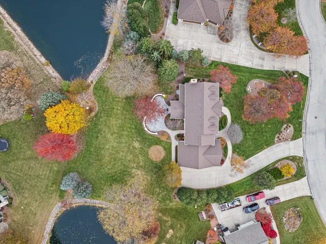 $1,100,000 | 9254 Wyndham Hills Court, Franklin, WI 53132