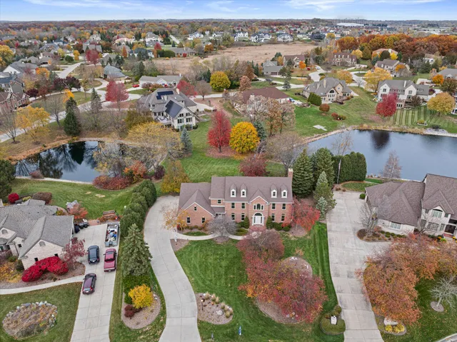 $1,100,000 | 9254 Wyndham Hills Court, Franklin, WI 53132