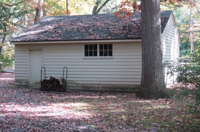 52444 Laurel Road South Bend, IN 46637 - Photo 3 of 13 Gallery Image 3