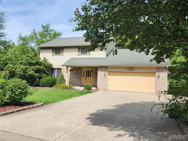 $420,000 | 2405 Brittany Drive, Jackson, MO 63755