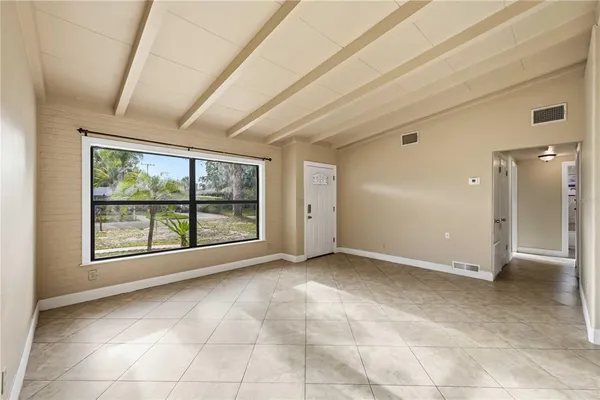 $2,400 | 2715 Ingot Place, Sarasota, FL 34235