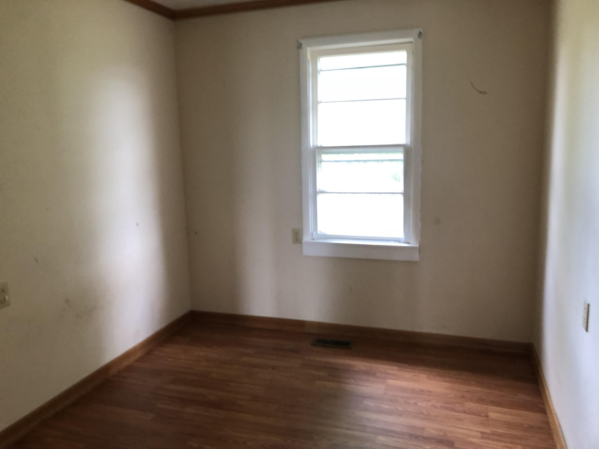 3346 Mullins Road Byrdstown, TN 38549 - Photo 10 of 25 Gallery Image 10