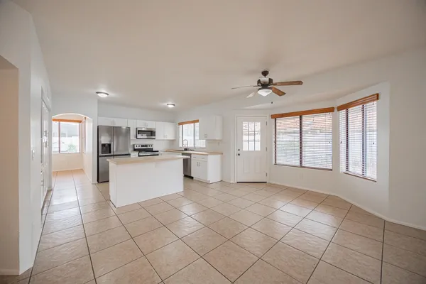 $3,095 | 11121 West Sunflower Place, Avondale, AZ 85392