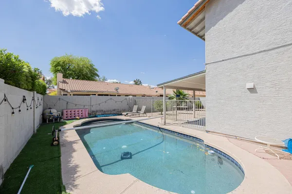 $3,195 | 11121 West Sunflower Place, Avondale, AZ 85392