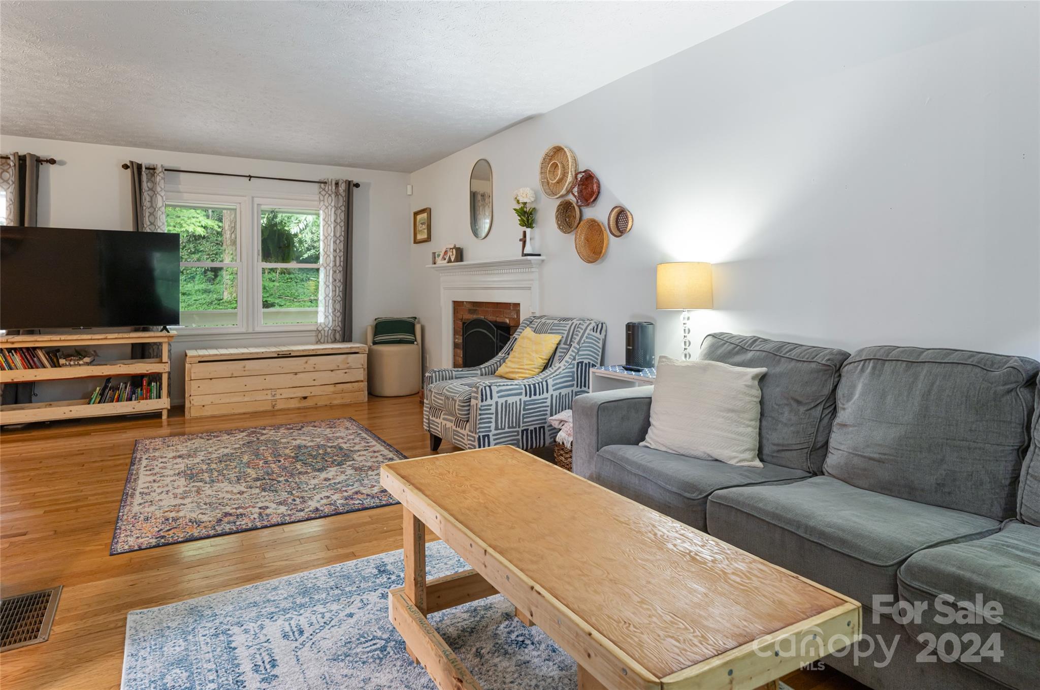 2514 Kanuga Road Hendersonville, NC 28739 - Photo 13 of 43 Gallery Image 13