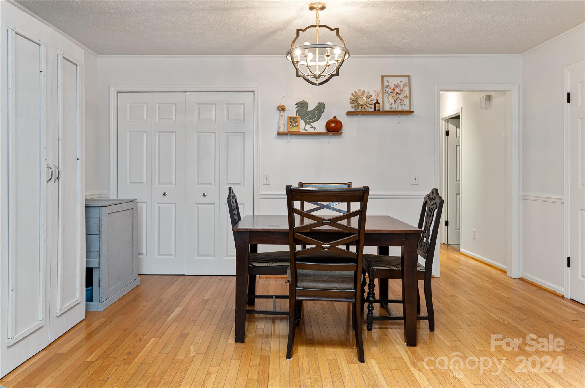 2514 Kanuga Road Hendersonville, NC 28739 - Photo 15 of 43 Gallery Image 15