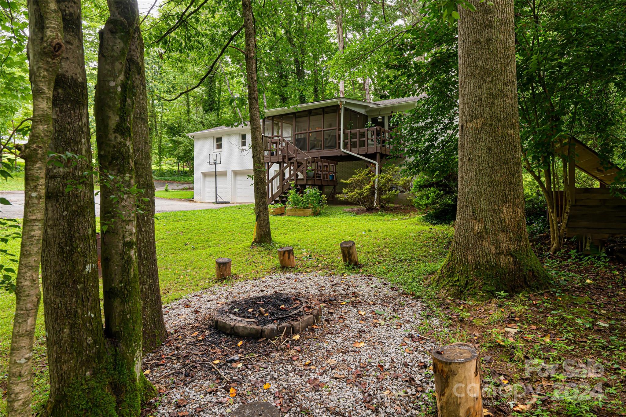2514 Kanuga Road Hendersonville, NC 28739 - Photo 40 of 43 Gallery Image 40