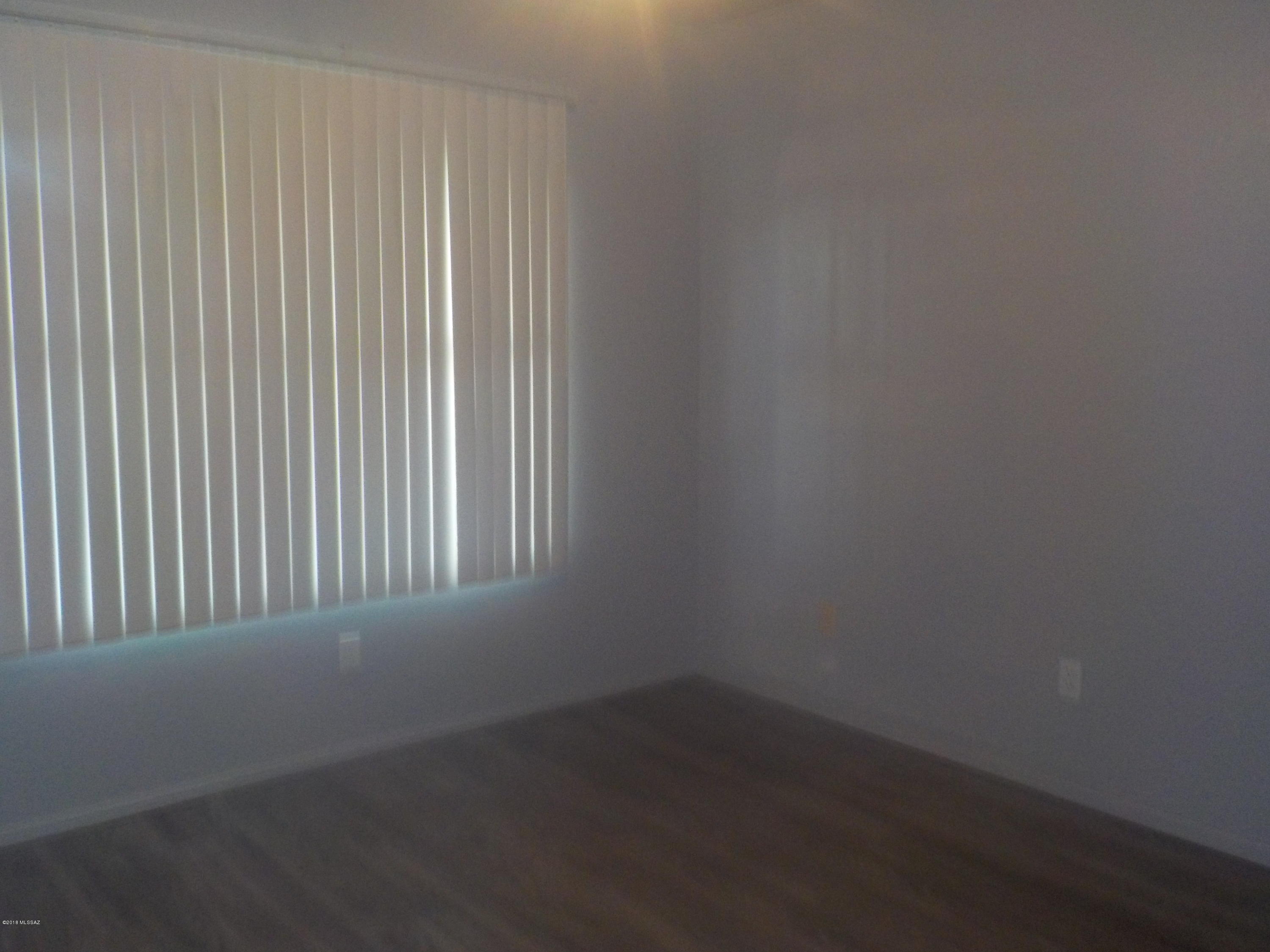 52 Highland Circle Rio Rico, AZ 85648 - Photo 5 of 10 a view of a small space