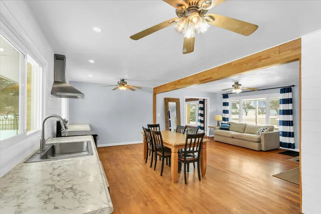 $259,900 | 2218 South Mattis Avenue, Champaign, IL 61821