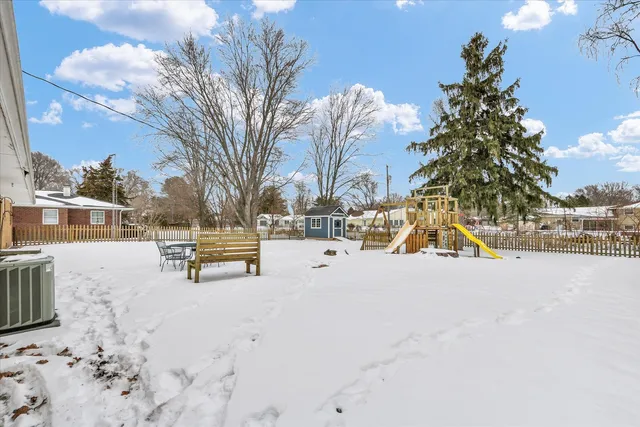 $259,900 | 2218 South Mattis Avenue, Champaign, IL 61821