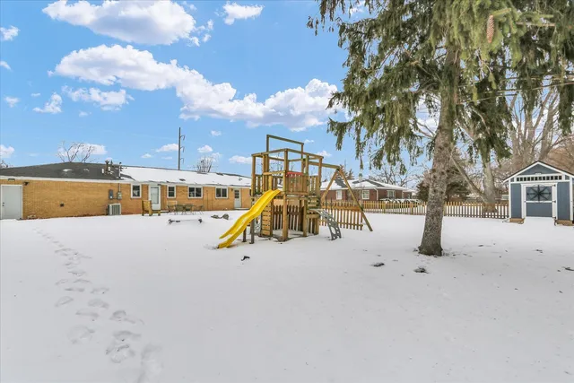 $259,900 | 2218 South Mattis Avenue, Champaign, IL 61821