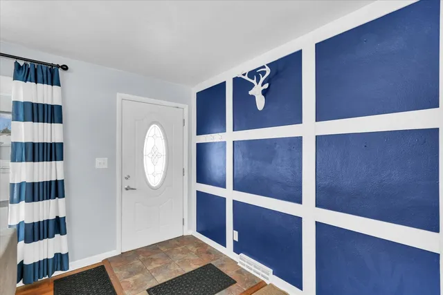 $259,900 | 2218 South Mattis Avenue, Champaign, IL 61821