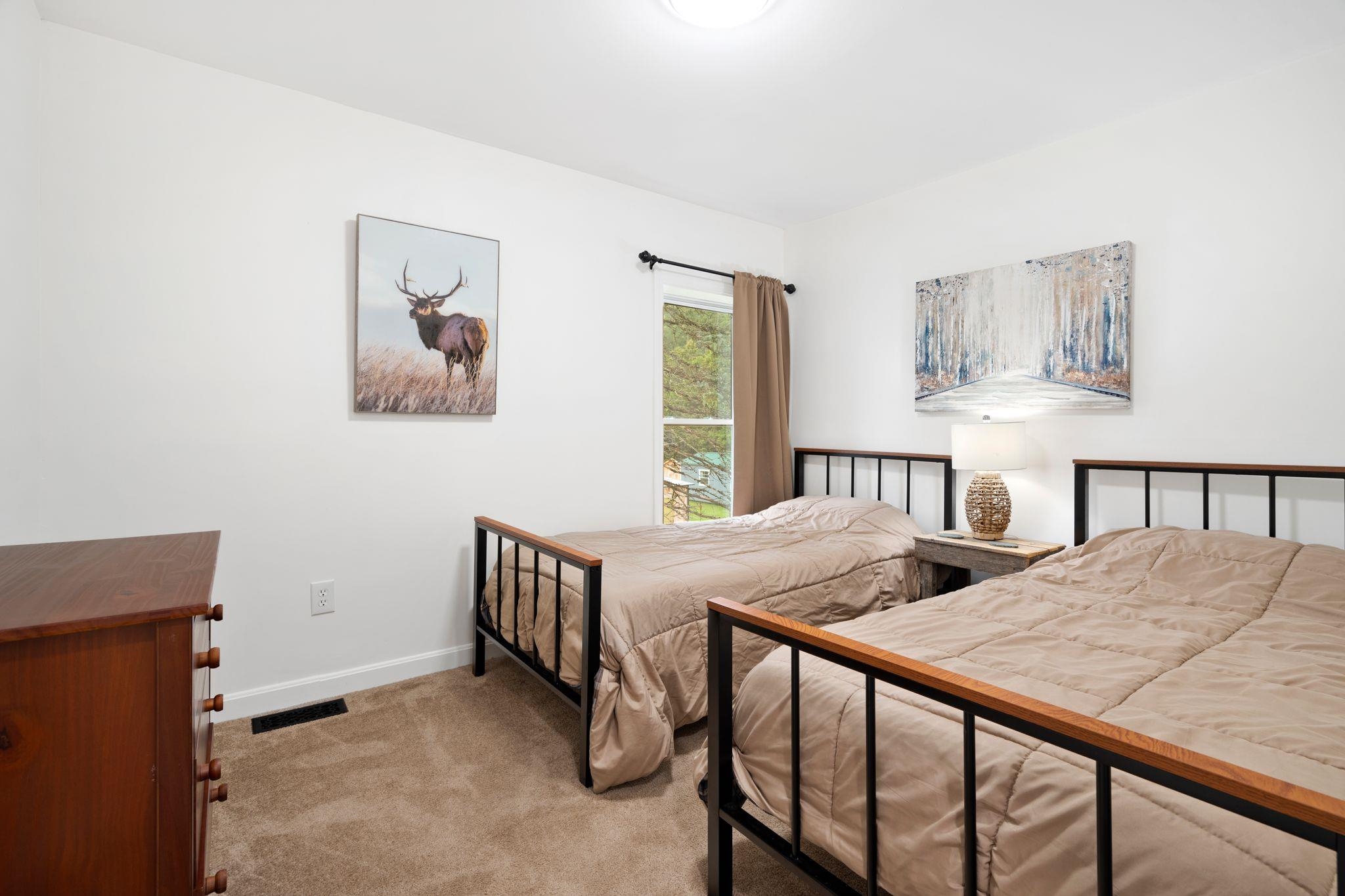 60 West Street Proctor, VT 05765 - Photo 12 of 37