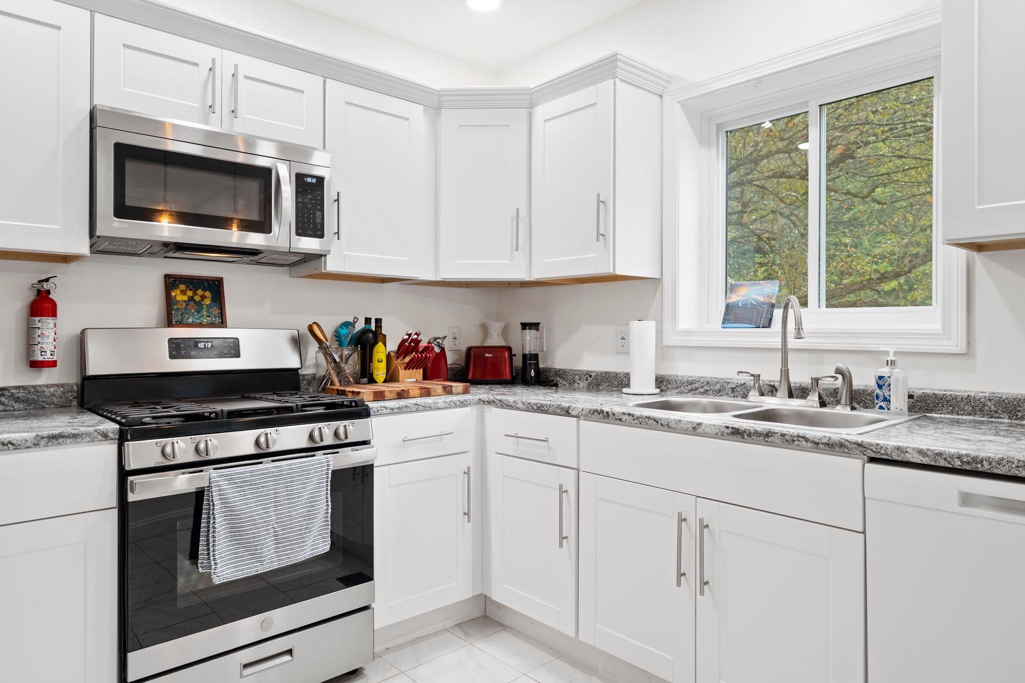 60 West Street Proctor, VT 05765 - Photo 35 of 37