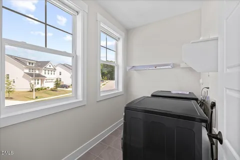$750,000 | 127 Dunloe Loop, Raleigh, NC 27603