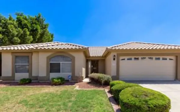 $2,700 | 6373 West Irma Lane, Glendale, AZ 85308