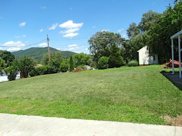 4231 Oliver Road Northeast Roanoke, VA 24012 - Photo 6 of 18 Allen's House - 06
