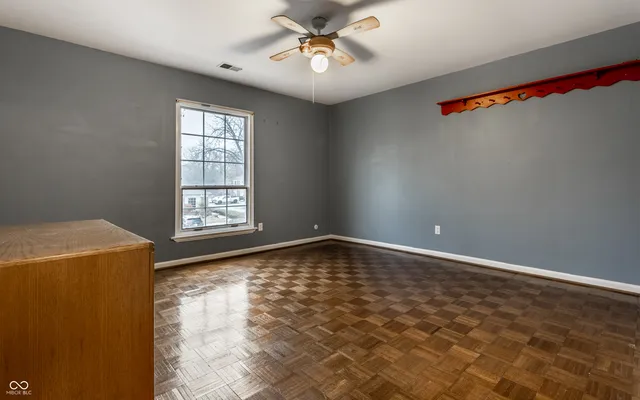 $175,000 | 7432 Lions Head Drive, Unit 5, Indianapolis, IN 46260