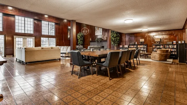 $175,000 | 7432 Lions Head Drive, Unit 5, Indianapolis, IN 46260