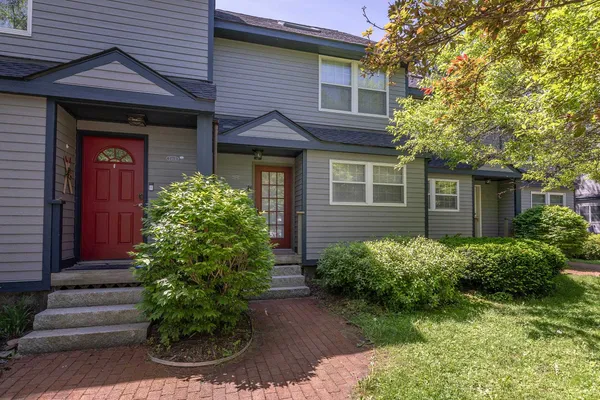 $425,000 | 231 B Vermont Rte 100, Unit 23B, West Dover, VT 05356