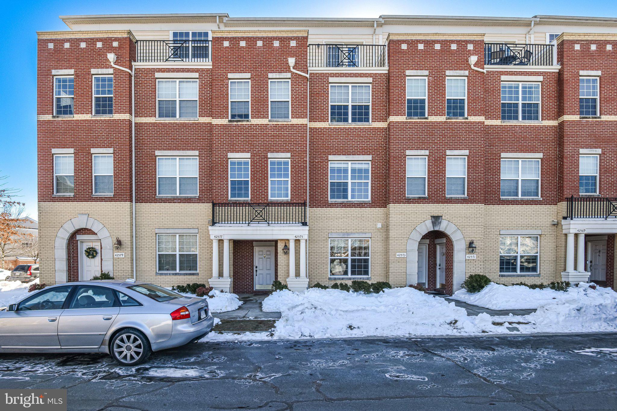 42575 Highgate Terrace Brambleton, VA 20148 - Photo 2 of 29