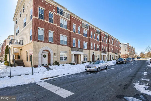 $495,000 | 42575 Highgate Terrace, Brambleton, VA 20148