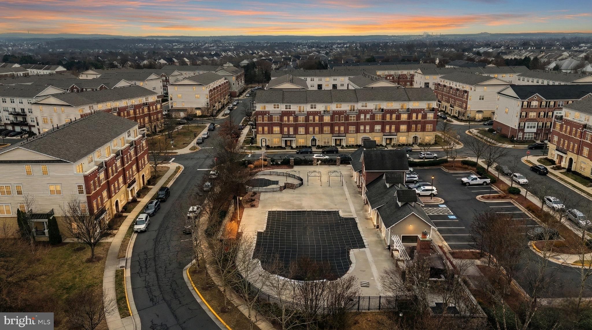 42575 Highgate Terrace Brambleton, VA 20148 - Photo 4 of 4 a view of a city