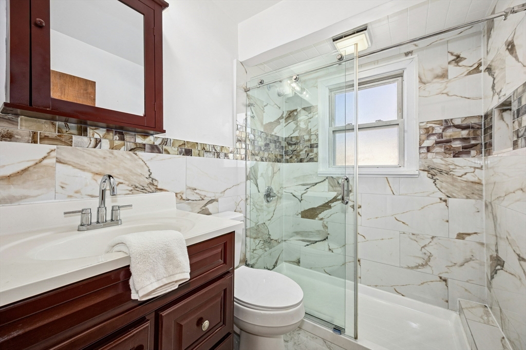 35 Curran Road Lynn, MA 01905 - Photo 17 of 40