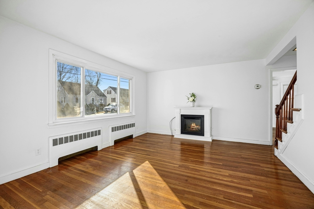 35 Curran Road Lynn, MA 01905 - Photo 6 of 40