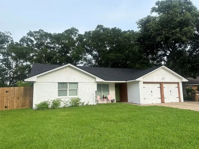 $264,999 | 5316 Tanglebriar Drive, Dickinson, TX 77539
