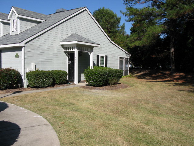 921 Ridge Crest Court Macon, GA 31204 - Photo 3 of 25 Additional Photo