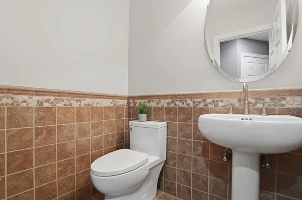 $1,285,000 | 42 Trefry Lane, Stow, MA 01775