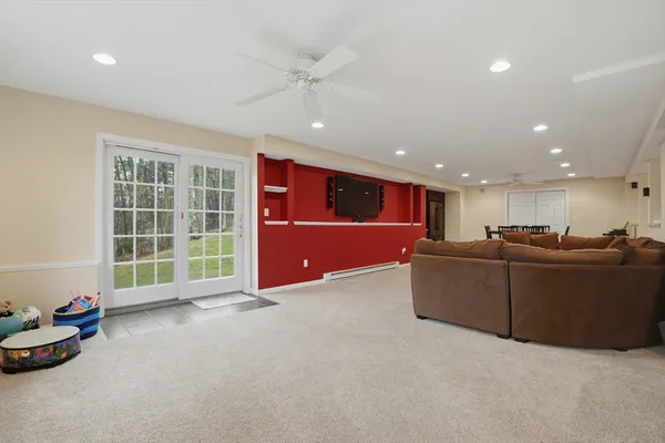 $1,285,000 | 42 Trefry Lane, Stow, MA 01775